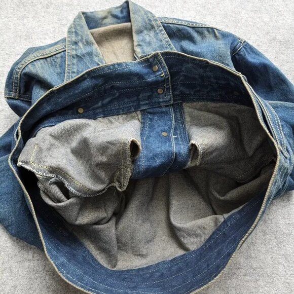 Vintage Denim Jacket with Unique Patch - Picture 3 of 4